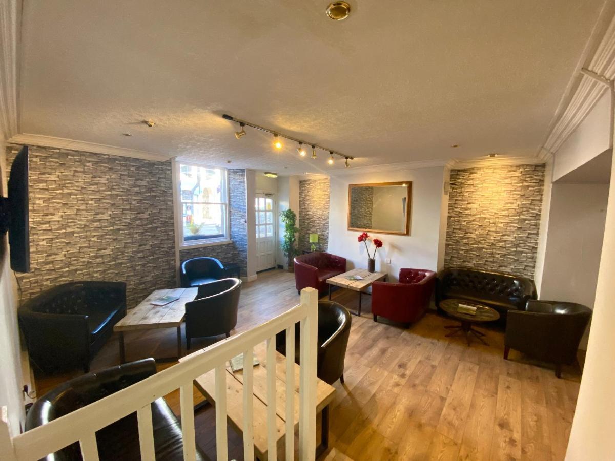 The County Hotel - Self Check-In, Ultra Fast Wi-Fi, Free Parking, Central Location Selkirk Bagian luar foto