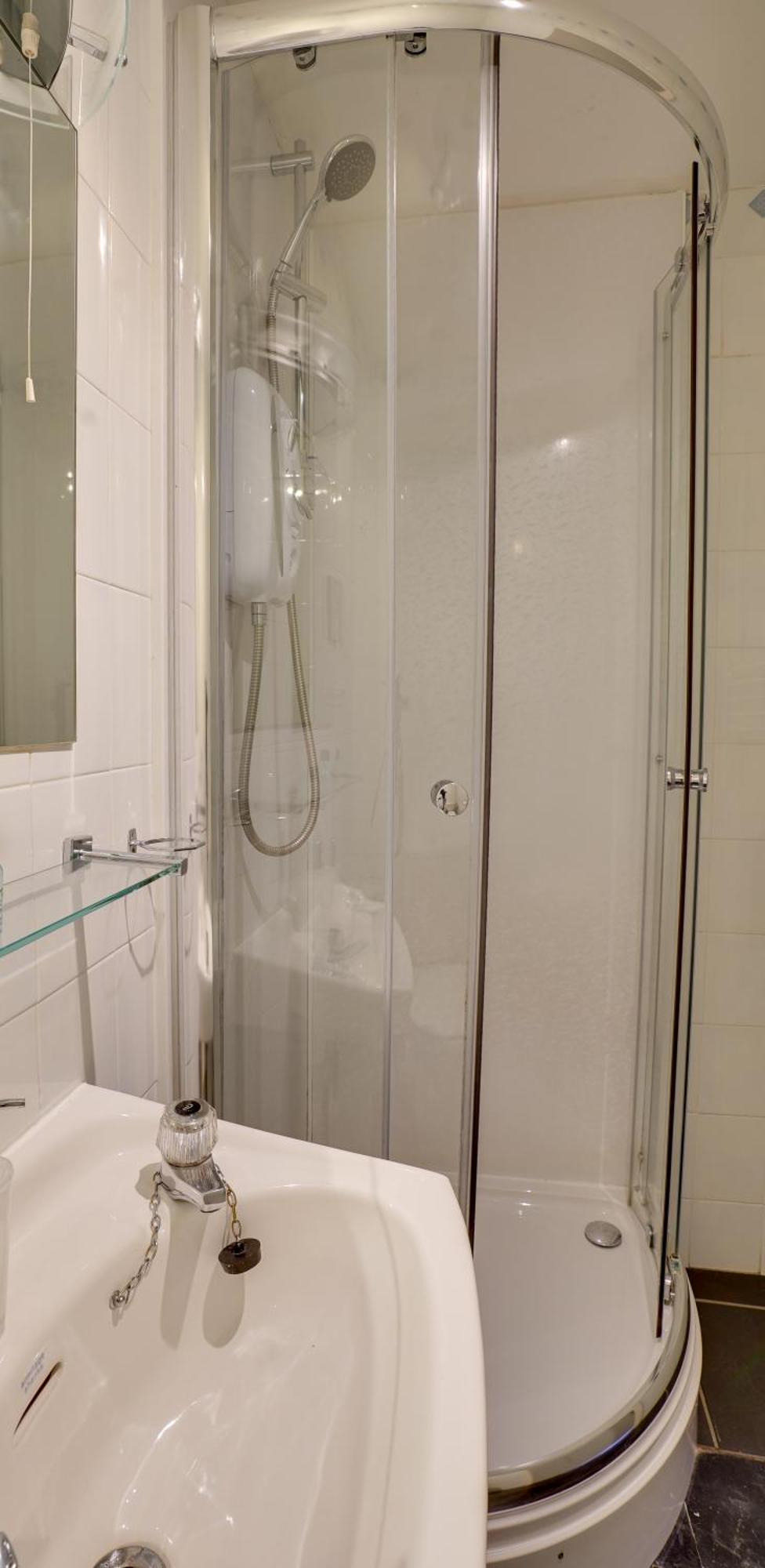 The County Hotel - Self Check-In, Ultra Fast Wi-Fi, Free Parking, Central Location Selkirk Bagian luar foto